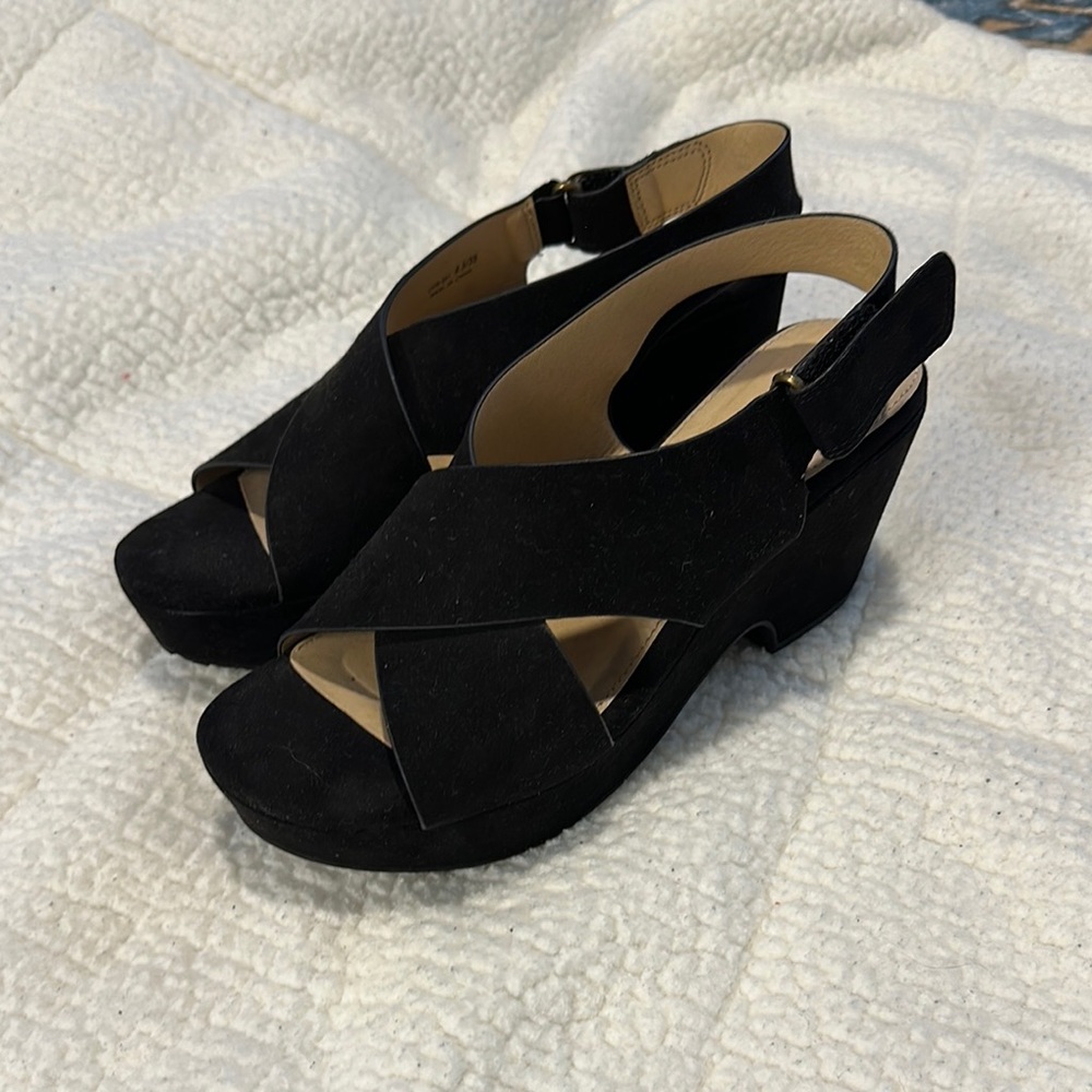 Chic Black Wedge Shoes for Effortless Elegance